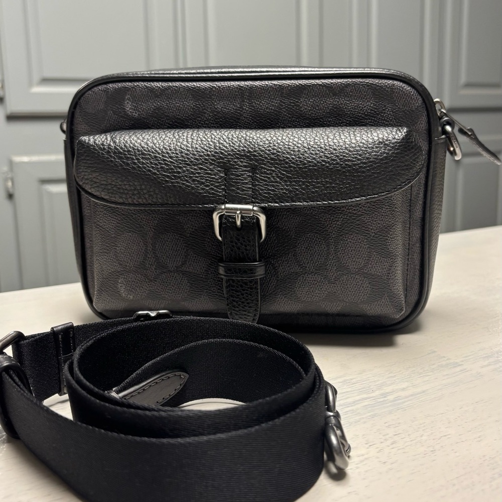Coach Black Leather crossbody